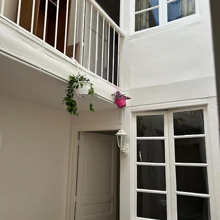 Daire Maison Triplex Centre De Lourdes